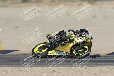 media/Nov-02-2025-CVMA (Sun) [[337aff29ab]]/Race 17-Amateur Supersport Middleweight/